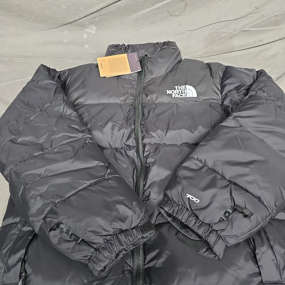THE NORTH FACE BLACK PUFFER JACKET – SIZE SMALL
