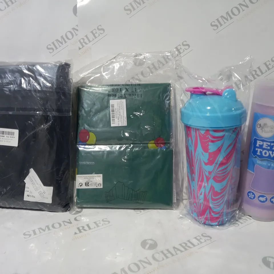 BOX OF APPROXIMATELY 20 ASSORTED HOUSEHOLD ITEMS TO INCLUDE TRAVEL DRINKS BOTTLE IN BLUE/PINK, REUSABLE PARTY TABLE COVER, ETC