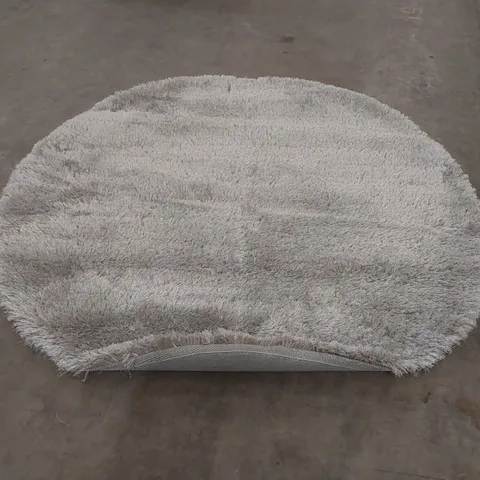 QUALITY DESIGNER AREA RUG - APPROXIMATELY 180cm D