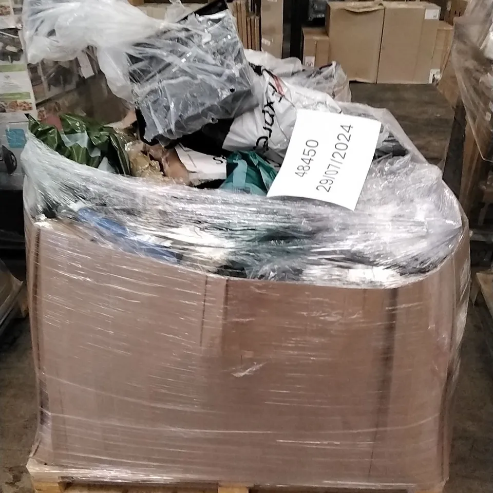 PALLET OF APPROXIMATELY 25 UNPROCESSED RAW RETURN HOUSEHOLD AND ELECTRICAL GOODS TO INCLUDE;