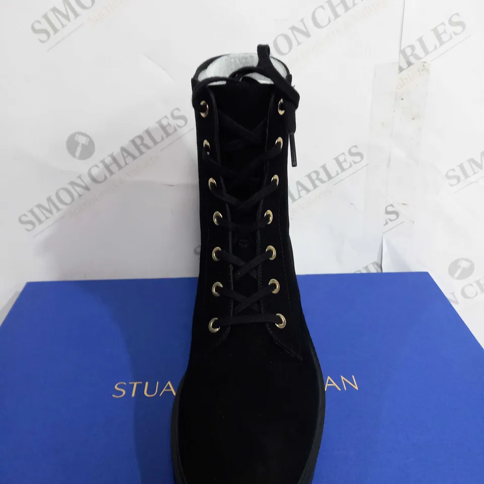 BOXED STUART WEITZMAN HENLEY SUEDE COMBAT BOOTS, BLACK - SIZE 39