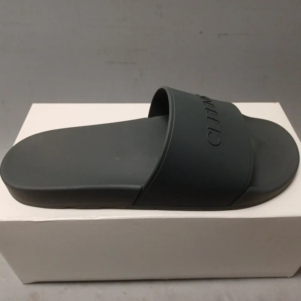 BOXED PAIR OF CLEENS ESSENTIAL SLIDES - SIZE 45