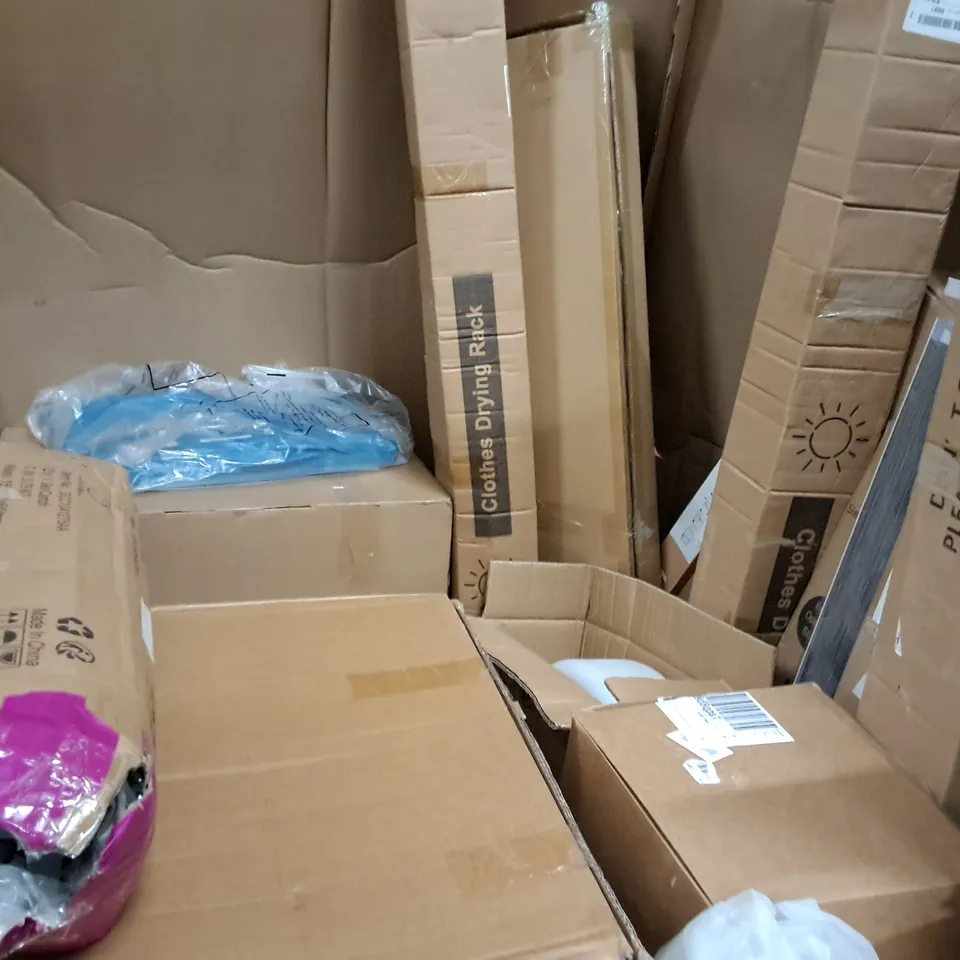 PALLET OF ASSORTED HOUSEHOLD ITEMS TO INCLUDE ULTRASONIC CLEANER, STORAGE UNIT AND CLOTHES DRYING RACK