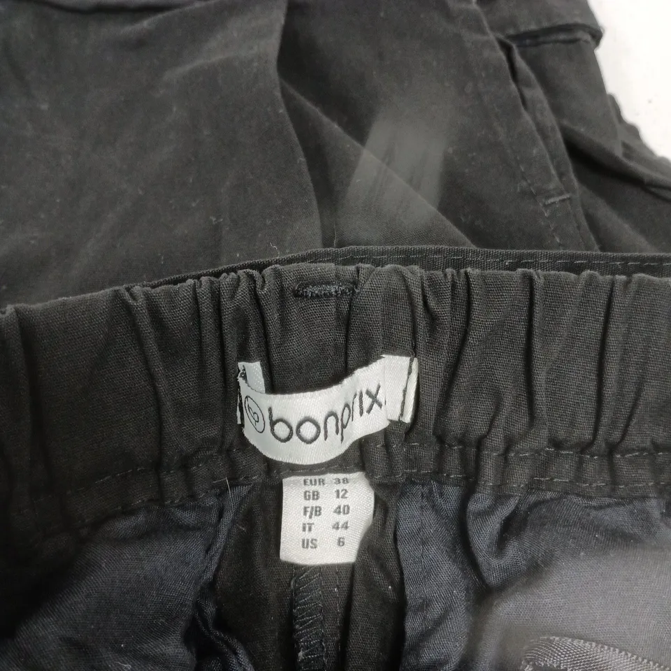 BOOMPIX BLACK WOMEN'S TROUSERS, UK 12 (EU 38, FR 40, IT 44, US 6)