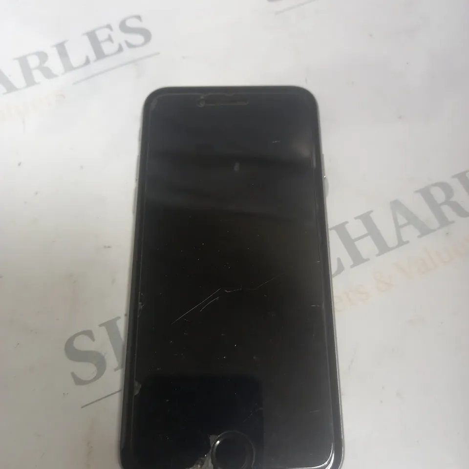 APPLE IPHONE GREY MODEL A1586