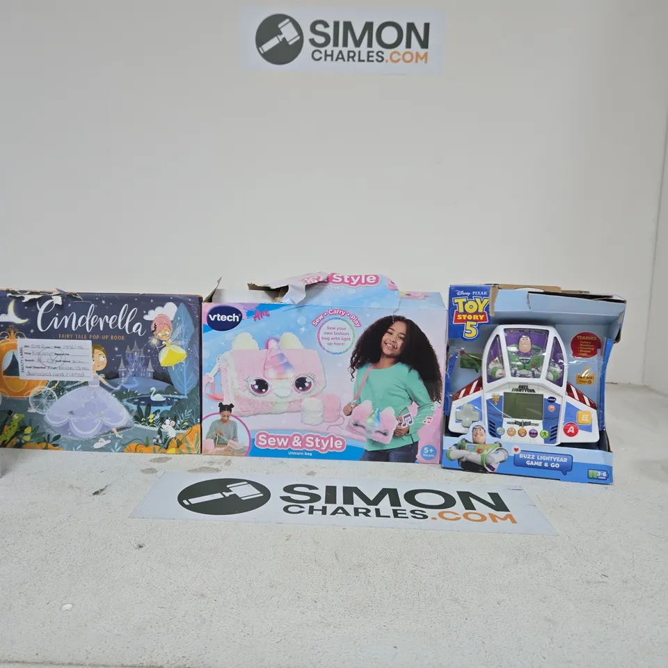 BOX OF APPROXIMATELY 10 ASSORTED CHILDREN'S TOYS INCLUDING KPOP JINU VINYL FIGURE, TOY STORY 5 BUZZ LIGHTYEAR GAME AND GO AND VTECH SEW AND STYLE UNICORN BAG