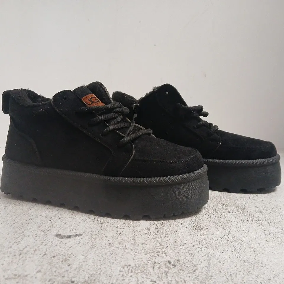 BOXED PAIR OF UGG CHUNKY PLATFORM SHOES IN BLACK SIZE EU 38