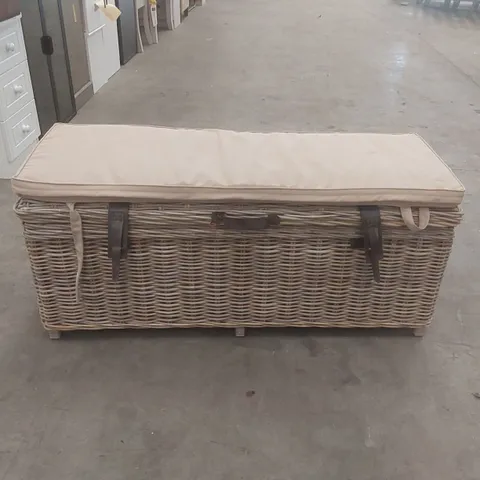 ALIYAHA HANDMADE KUBU RATTAN BLANKET BOX BENCH SEAT. LIFT TOP OTTOMAN STORAGE. LINED INTERIOR