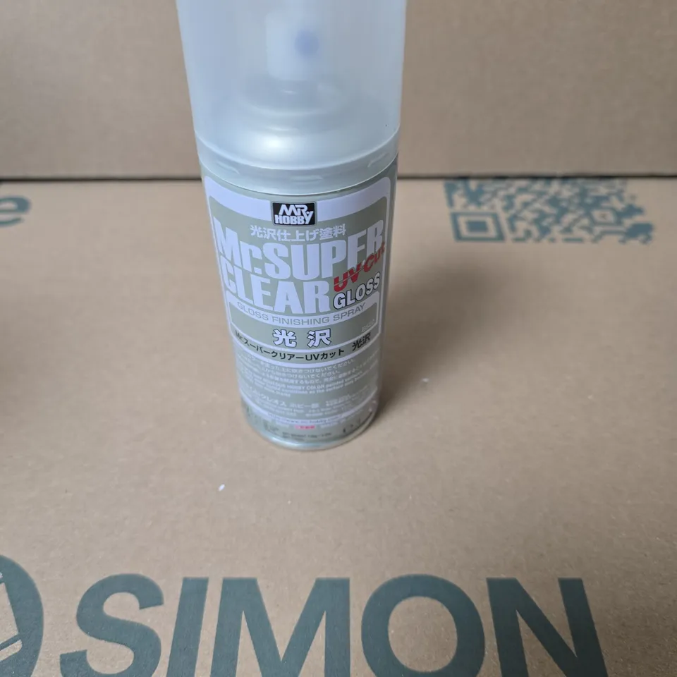 APPROXIMATELY 12 ASSORTED AEROSOLS INCLUDING MR SUPER CLEAR UV CUT GLOSS , HEAVY DUTY ADHESIVE SPRAY AND LYNX ICE CHILL 