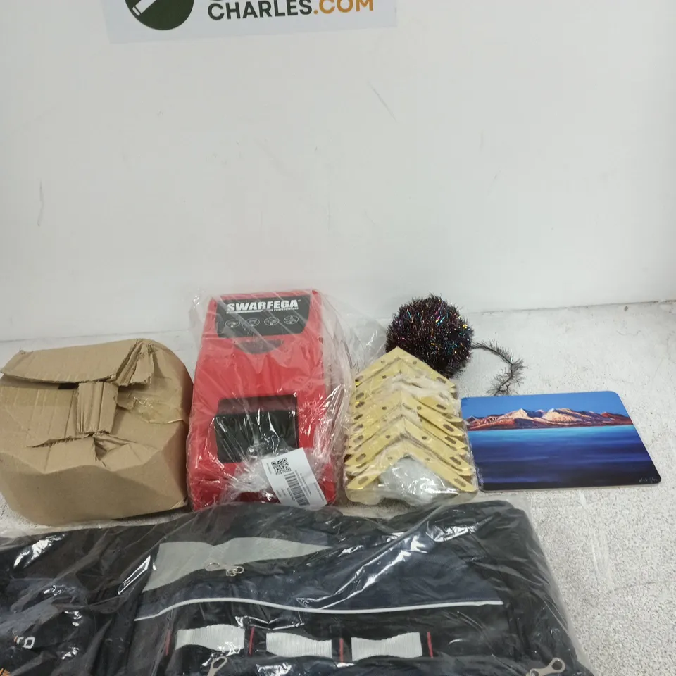 BOX OF APPROXIMATELY 20 ASSORTED ITEMS INCLUDING NICK GILES ARRAN WINTER DAWN II PLACEMAT, SOME SPARKLY WOOL AND A HIKING RUCKSACK BY EVEVEME