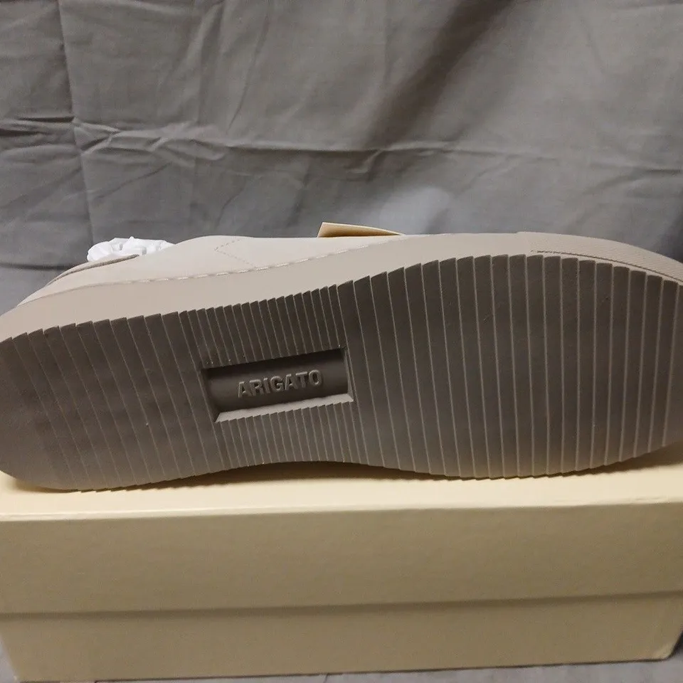 BOXED UK11 AXEL ARIGATO CLEAN 90 SNEAKER – LIGHT TAUPE