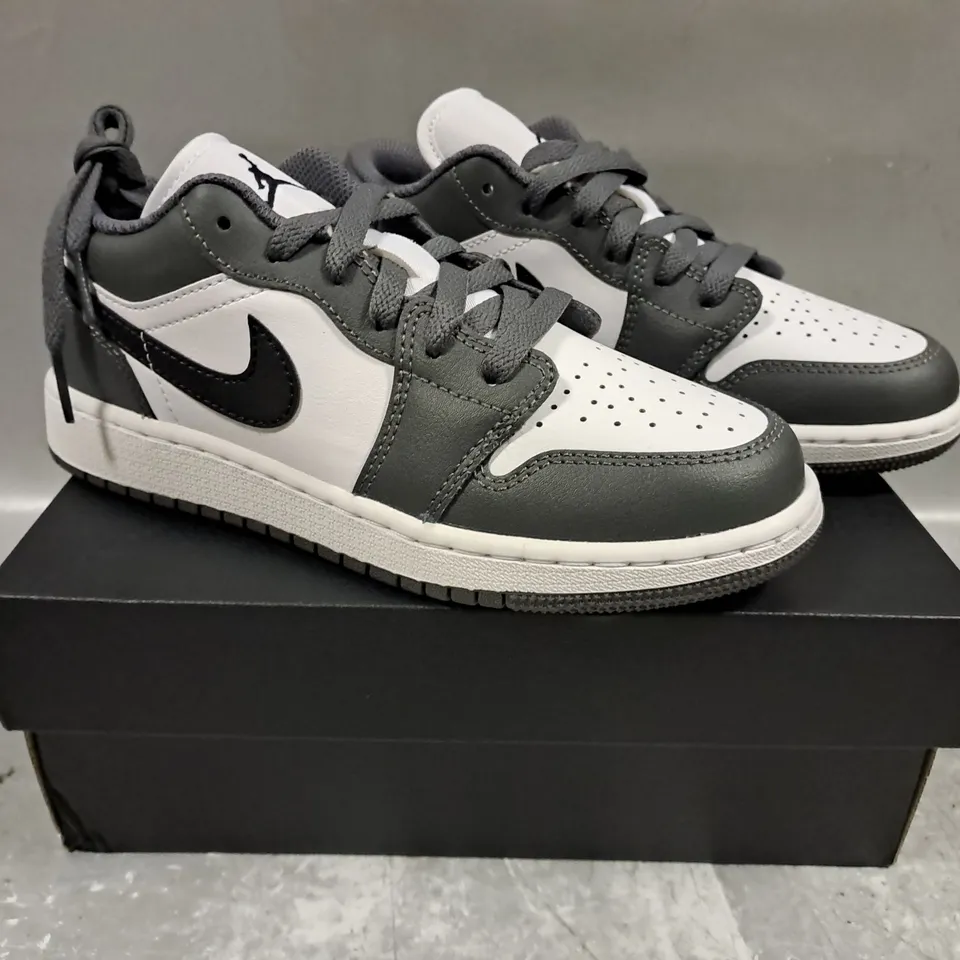 BOXED PAIR OF NIKE AIR JORDAN 1 LOW SHOES IN DARK GREY/WHITE/BLACK UK SIZE 3