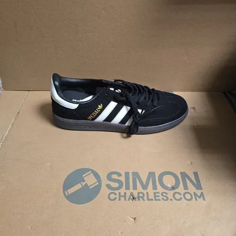ADIDAS SPEZIAL TRAINERS – BLACK WITH WHITE STRIPES UK 7