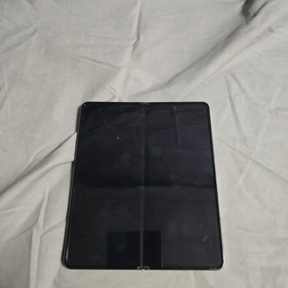 SAMSUNG GALAXY Z FOLD FOLDABLE SMARTPHONE – MODEL UNSPECIFIED