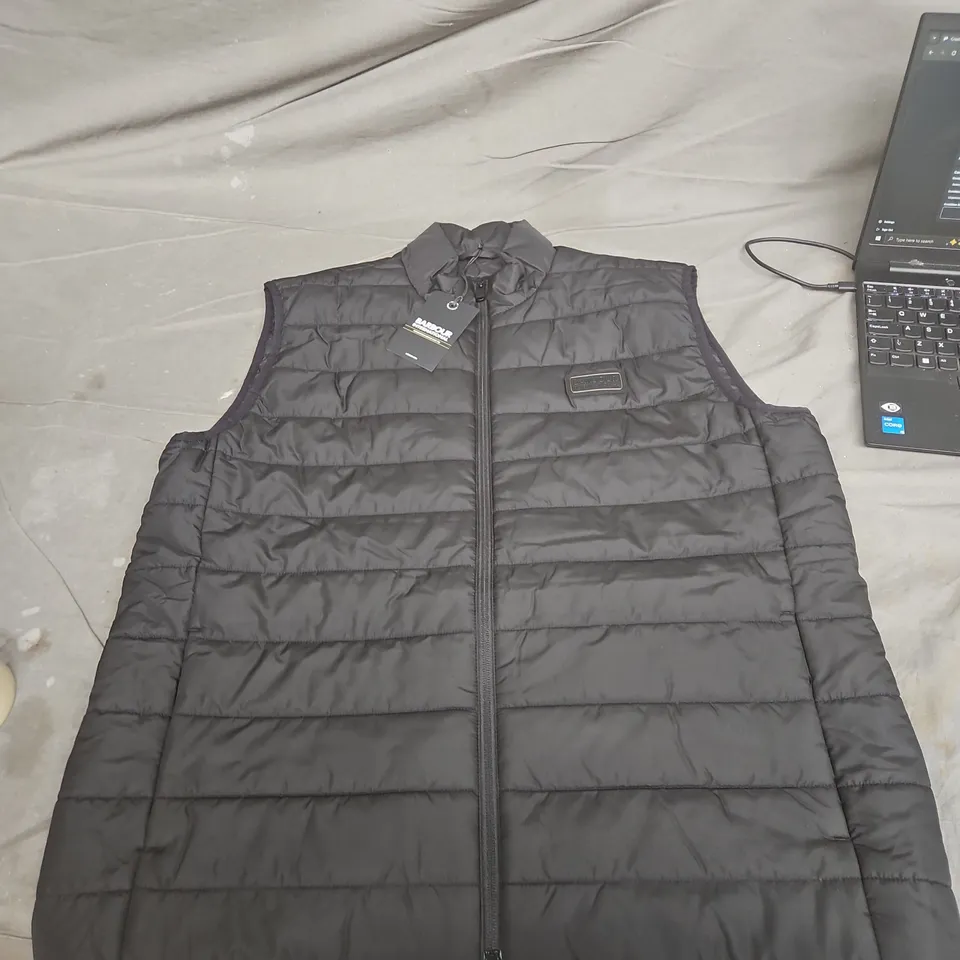 BARBOUR INTERNATIONAL ALDON QUILTED GILET – BLACK, XL (MGI0300BK11)