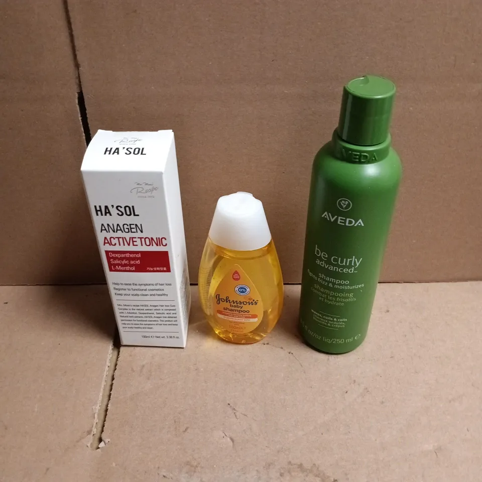 APPROXIMATEY 20 ASSORTED HEALTH AND BEAUTY PRODUCTS TO INCLUDE AVEDA BE CURLY SHAMPOO, JOHNSONS BABY SHAMPOO, HA'SOL ACTIVE TONIC HAIR LOSS TREATMENT ETC 