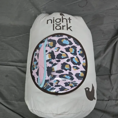 ELEANOR BOWMER X NIGHT LARK LEOPARD COVERLESS DUVET SET – INCLUDES 2 PILLOWCASES (50X75 CM)
