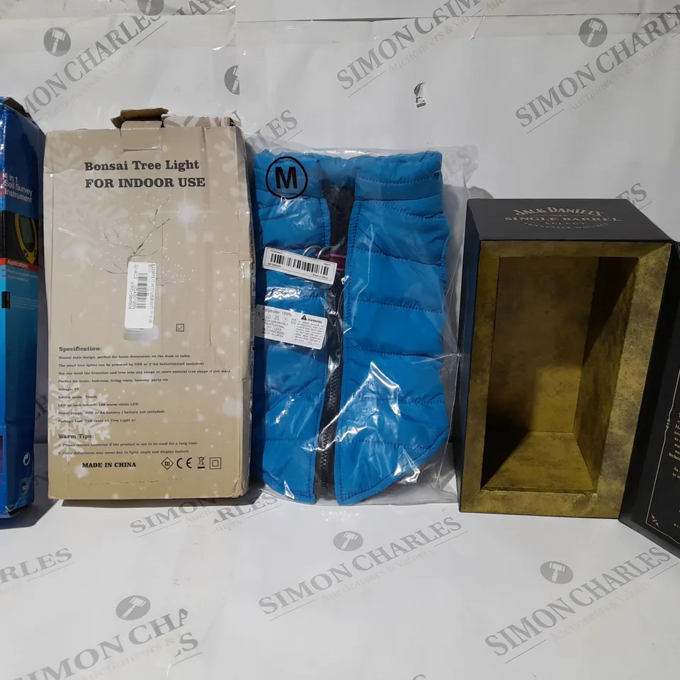 APPROXIMATELY 15 ASSORTED ITEMS TO INCLUDE - JACK DANIELS SINGLE BARREL - BONSAI TREE - 4 IN 1 SOIL SURVEY ECT