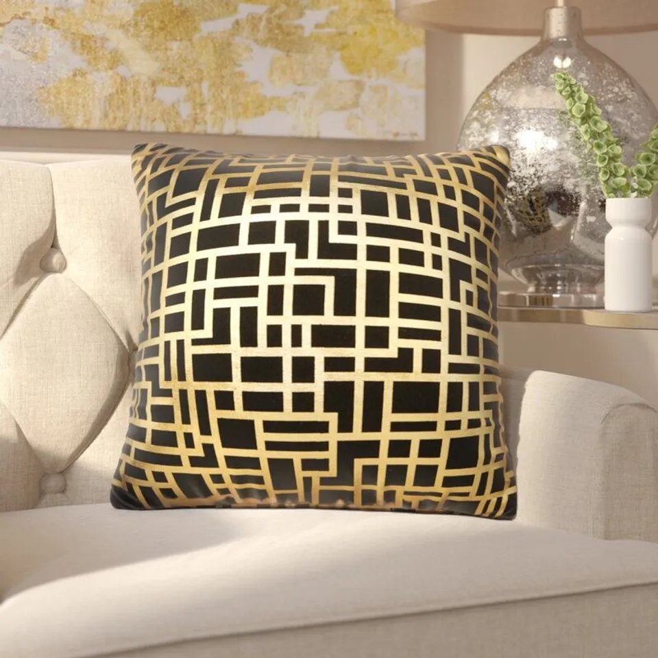 LAUREINS CUSHION WITH FILLING COLOUR - BLACK/GOLD