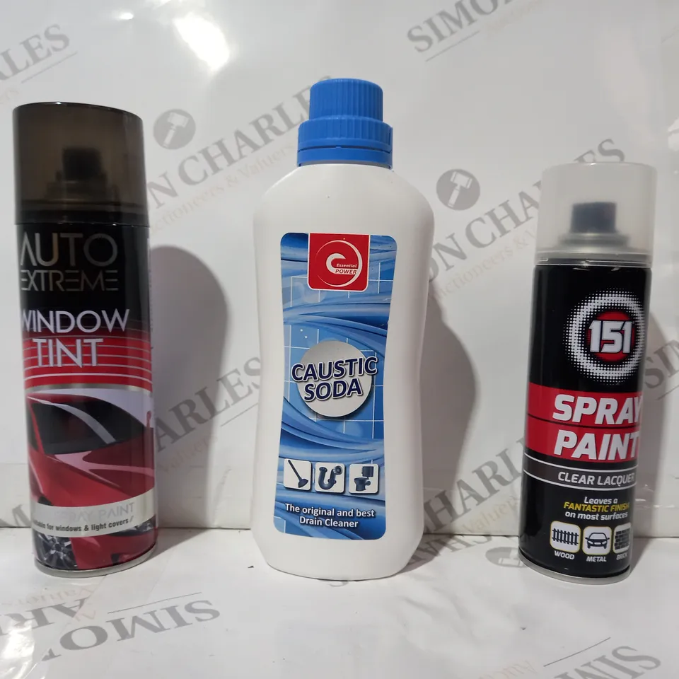 BOX OF APPROXIMATELY 10 ASSORTED HOUSEHOLD ITEMS TO INCLUDE 151 SPRAY PAINT, CAUSTIC SODA DRAIN CLEANER, AUTO EXTREME WINDOW TINT, ETC