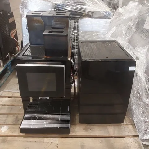 FRANKE A600 COMMERCIAL COFFEE MACHINE WITH MILK CHILLER (2 ITEMS)