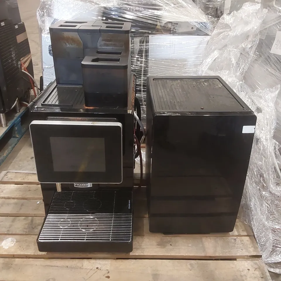 FRANKE A600 COMMERCIAL COFFEE MACHINE WITH MILK CHILLER (2 ITEMS)