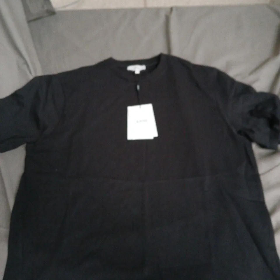 ARNE BLACK T-SHIRT, UK M