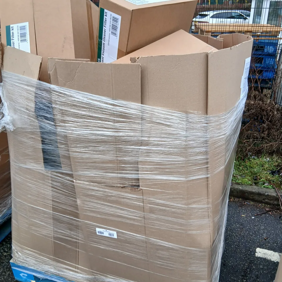 PALLET OF APPROXIMATELY 16 ASSORTED PRODUCTS TO INCLUDE; HAMPER HYACIN, REPLACEMENT VACUUM CLEANER FILTER, OZARK CAMPING TABLE, ANIMATED BUTLER, WOOD SIDE TABLE AND WICKER TREE SKIRT