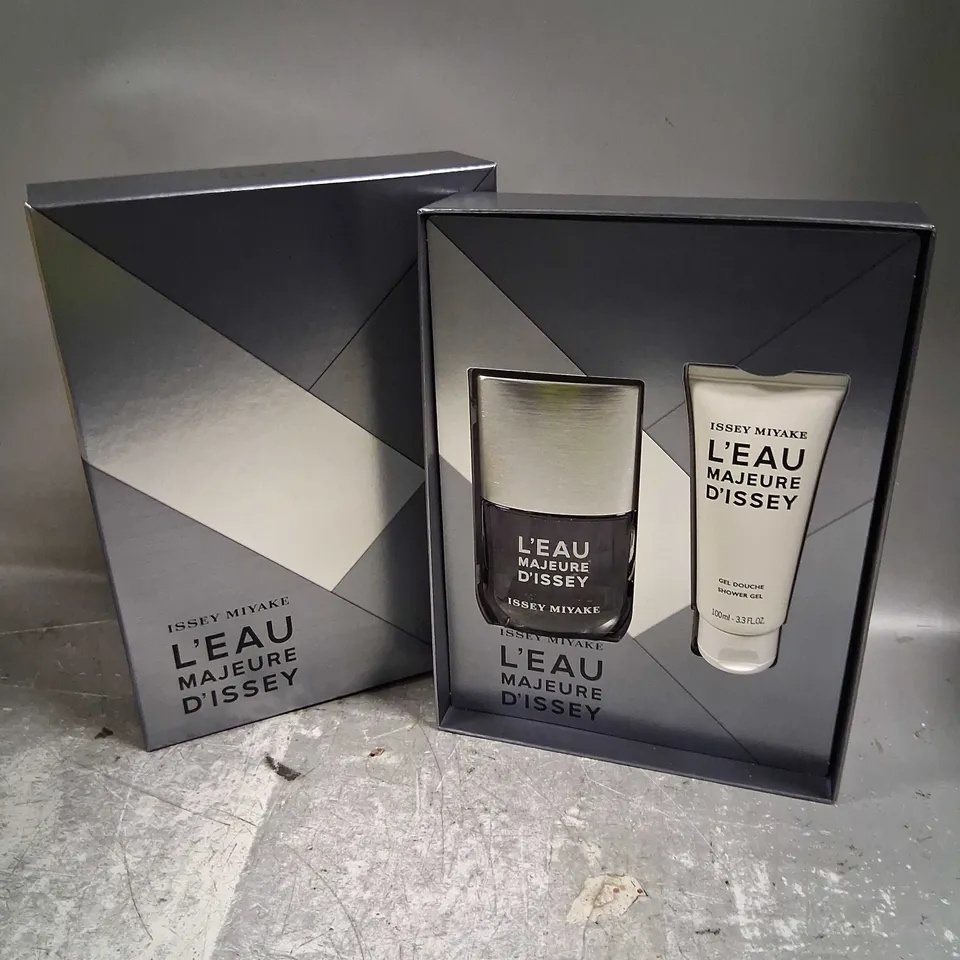 BOXED ISSEY MIYAKE L'EAU MAJEURE D'ISSEY EAU DE TOILETTE AND SHOWER GEL GIFT SET