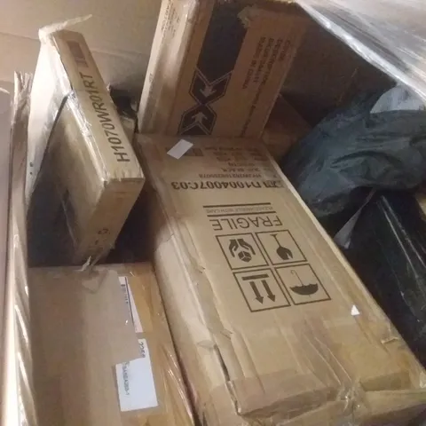 PALLET OF ASSORTED ITEMS INCLUDING Y STOCK HAMMOCK CHAIR, SHOWER HEAD SET, BOXED BOOKCASE, CEILING FAN