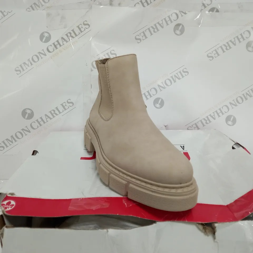BOXED RIEKER CHUNKY ANKLE BOOTS, OFF WHITE - SIZE 6