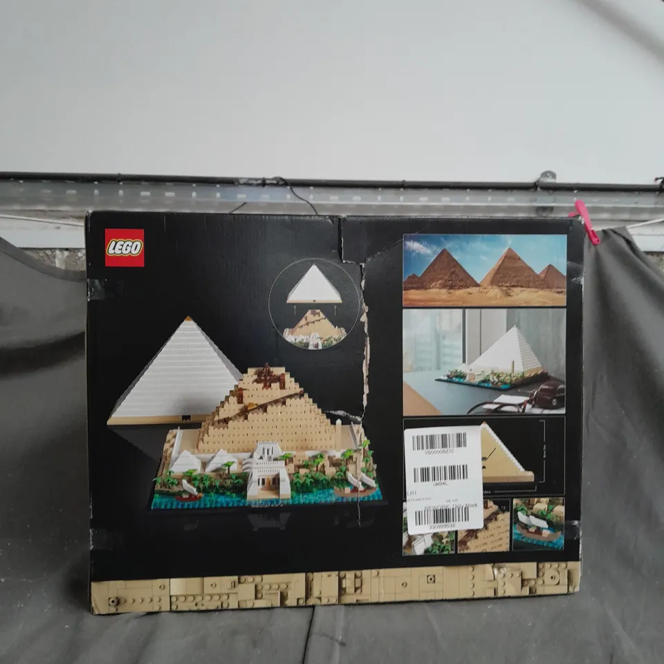 LEGO ARCHITECTURE GREAT PYRAMID OF GIZA (SET 21058) RRP £125