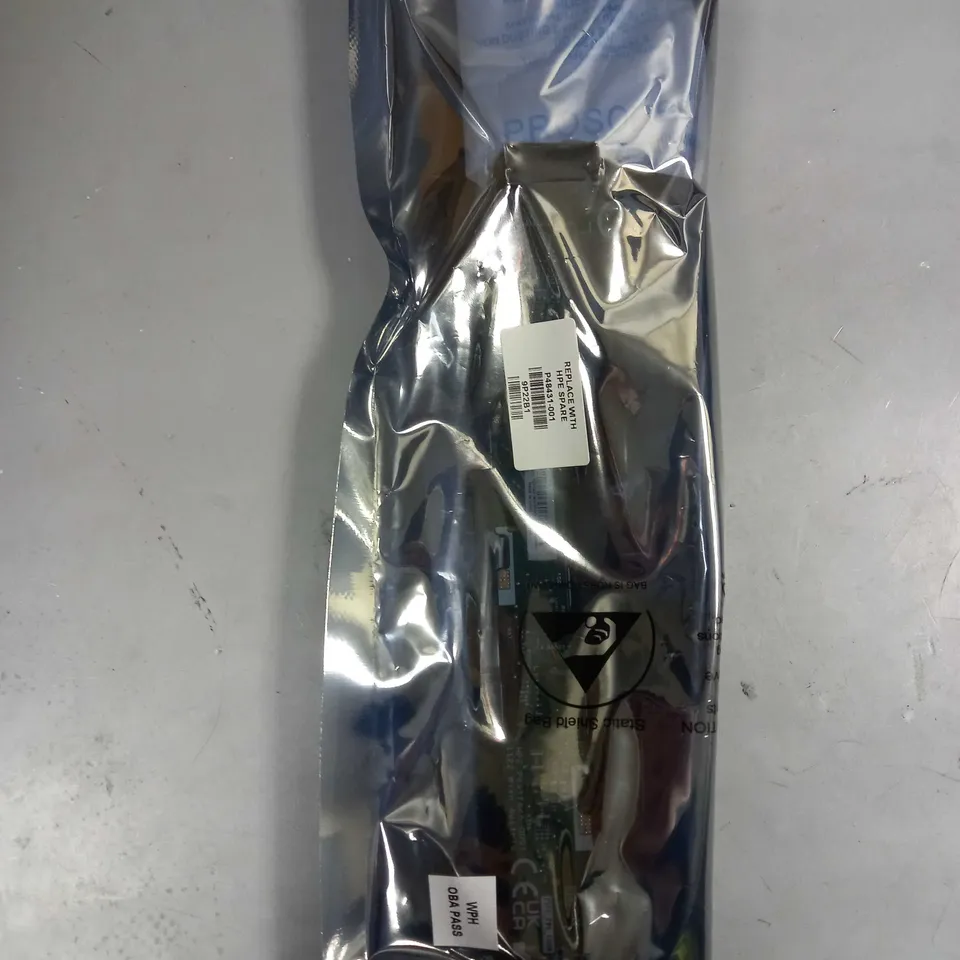 P48431-001 – 4-SFF BACKPLANE FOR DL20 GEN10 PLUS