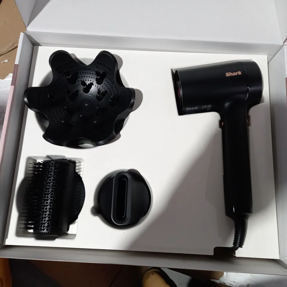 BOXED SHARK STYLE IQ HAIRDRYER AND STYLER