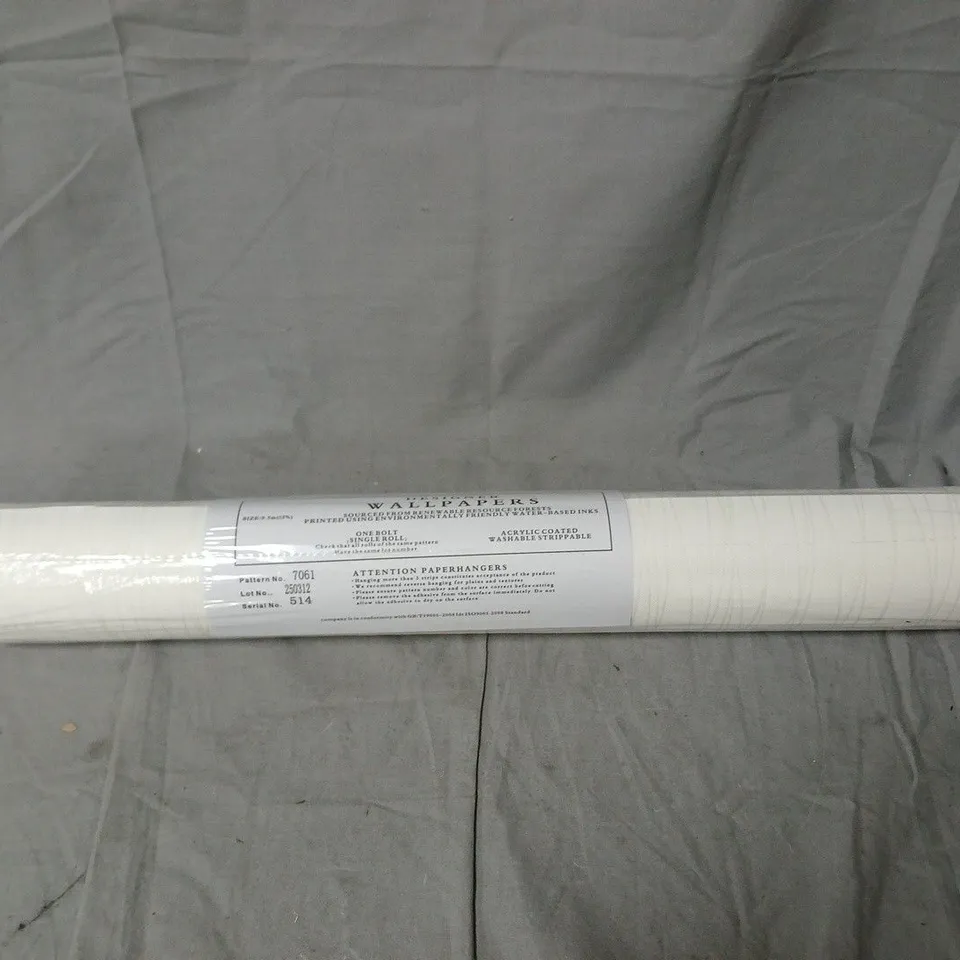 DESIGNER WALLPAPERS ROLL – PATTERN NO. 7061, 9.5M, ACRYLIC COATED & WASHABLE