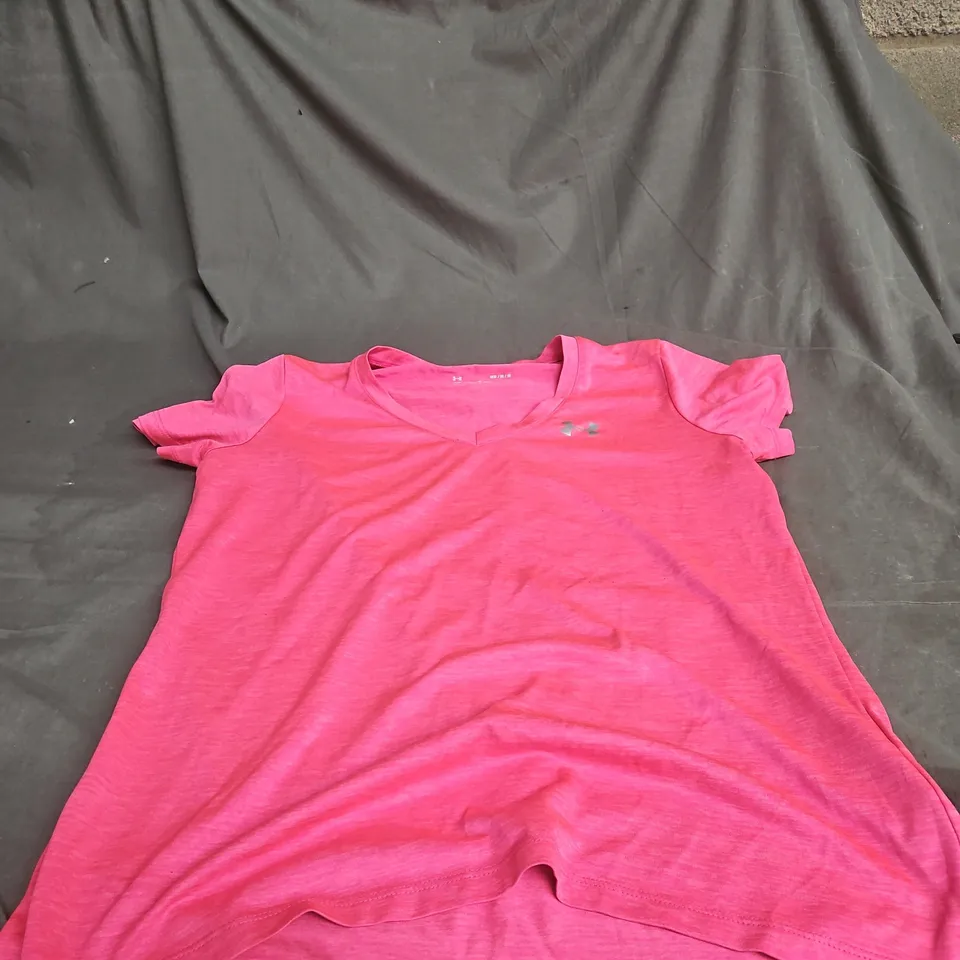 UNDER ARMOUR PINK GYM T SHIRT MEDIUM