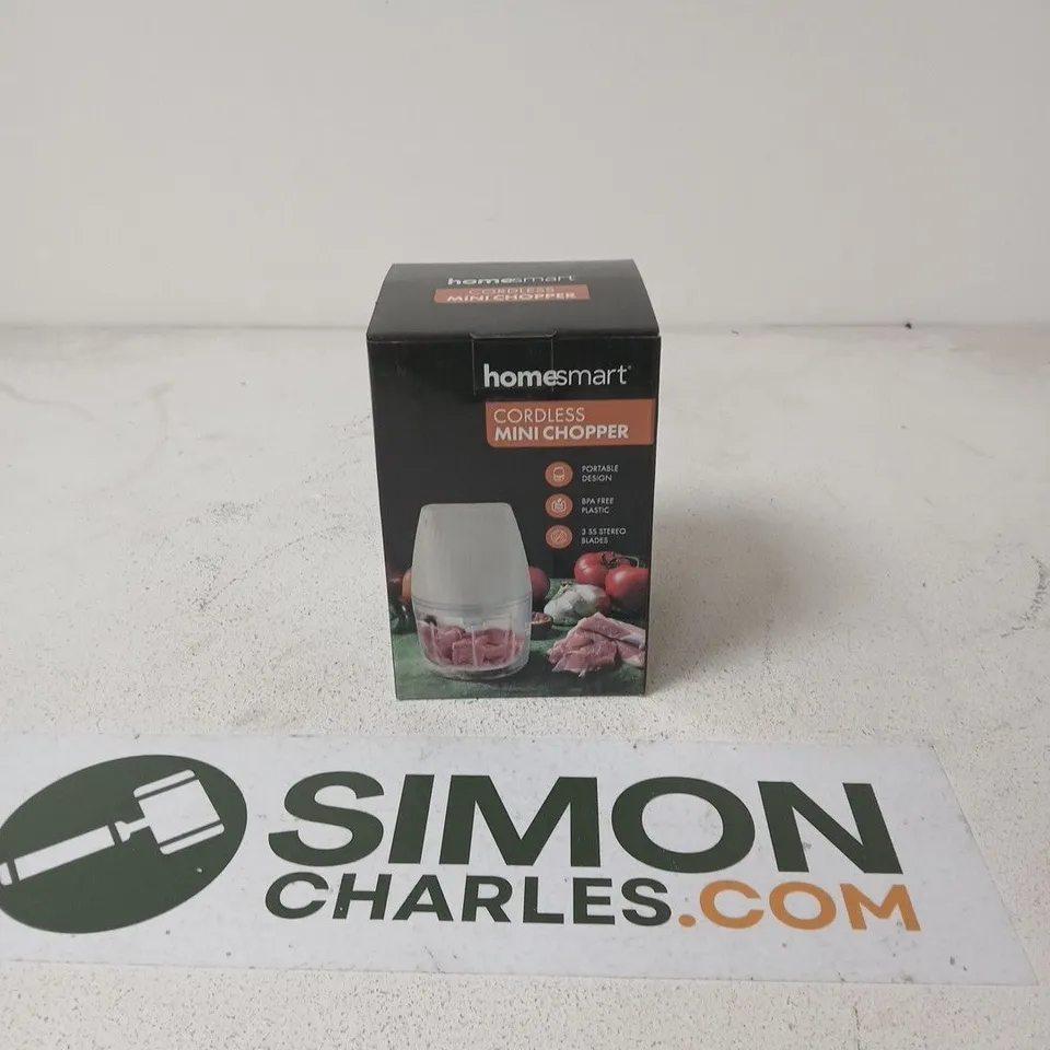 BOX OF APPROXIMATELY 20 HOMESMART CORDLESS MINI CHOPPERS