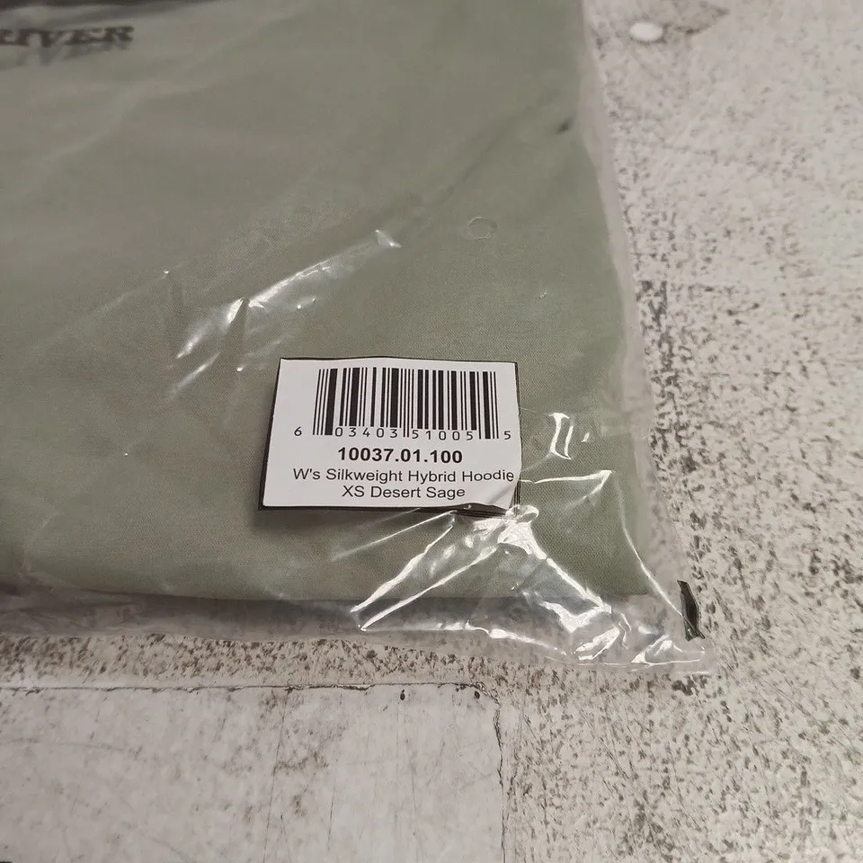 NRS BORN ON THE RIVER WOMENS SILKWEIGHT HYDRID HOODIE IN DESERT SAGE EXTRA SMALL