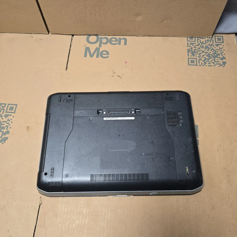 DELL LATITUDE E5420 LAPTOP - I3-2310M, 4GB RAM, 250GB HDD, 14" DISPLAY