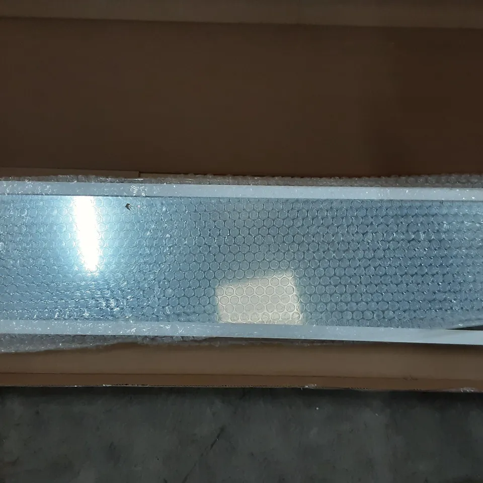 BOXED CHEVAL MIRROR IN WHITE - 35X140 CM