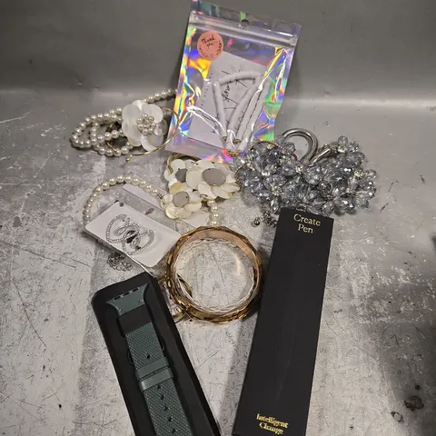 APPROXIMATELY 20 ASSORTED JEWELLERY PRODUCTS TO INCLUDE NECKLACES, WATCHES, BRACELETS ETC