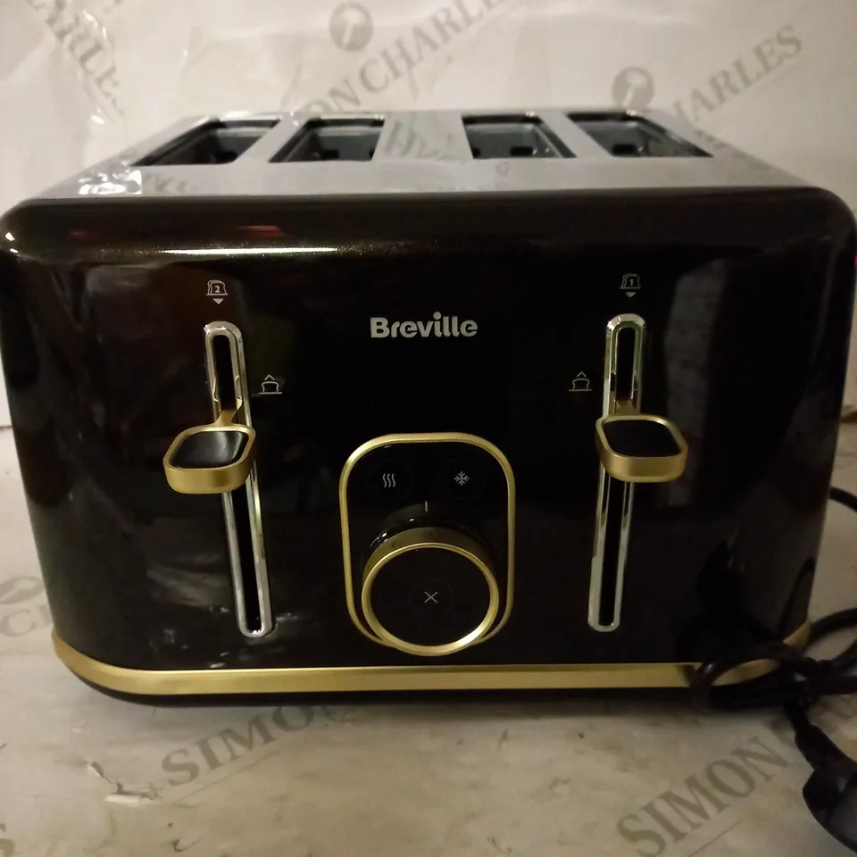 BREVILLE AURA 4 SLICE TOASTER