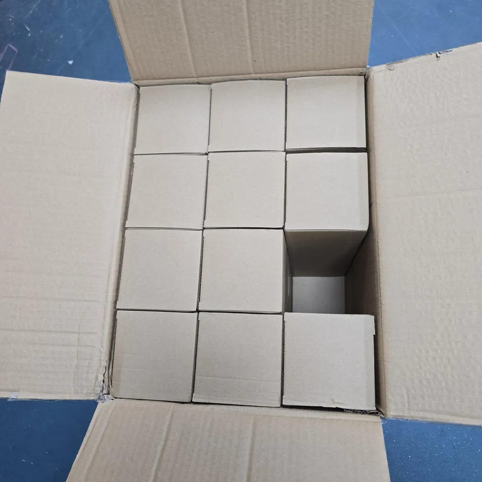 24X GISELA GRAHAM SILVER CANDLESTICK HOLDERS 