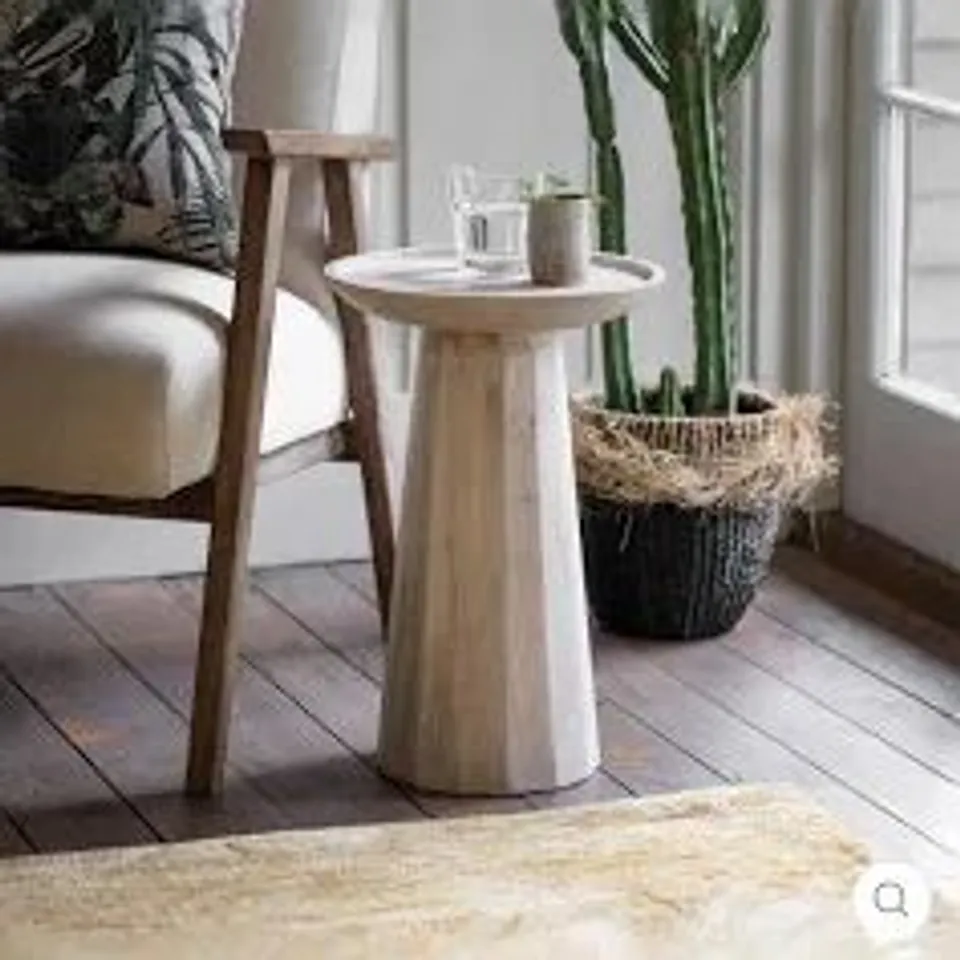 BOXED DANAWAY SIDE TABLE WHITE WASH