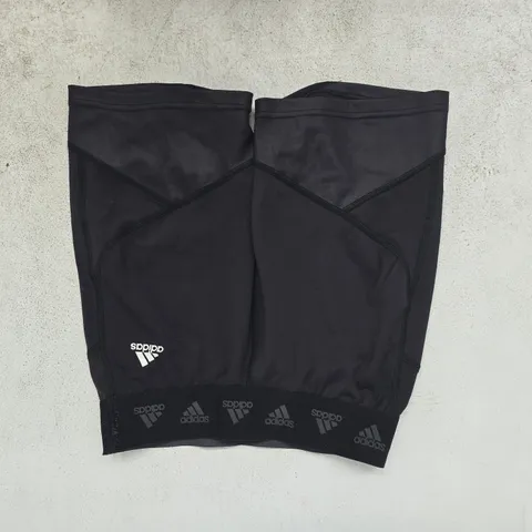 ADIDAS TECHFIT SHORT TIGHTS IN BLACK SIZE SMALL
