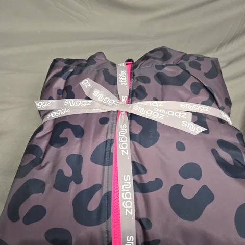 SNUGGZ LEOPARD PRINT CHANGING ROBE SIZE S/M