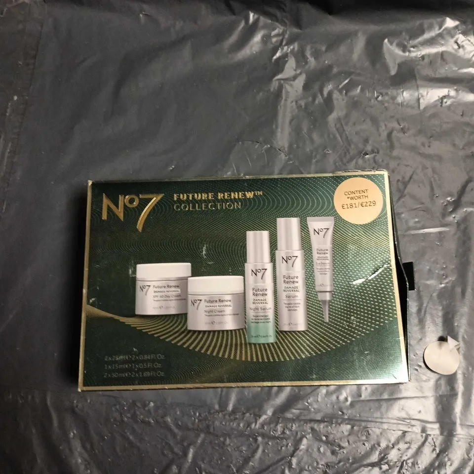 NO7 FUTURE RENEW COLLECTION