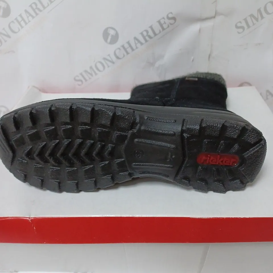BOXED RIEKER WATER RESISTANT BOOTS, BLACK - SIZE 4