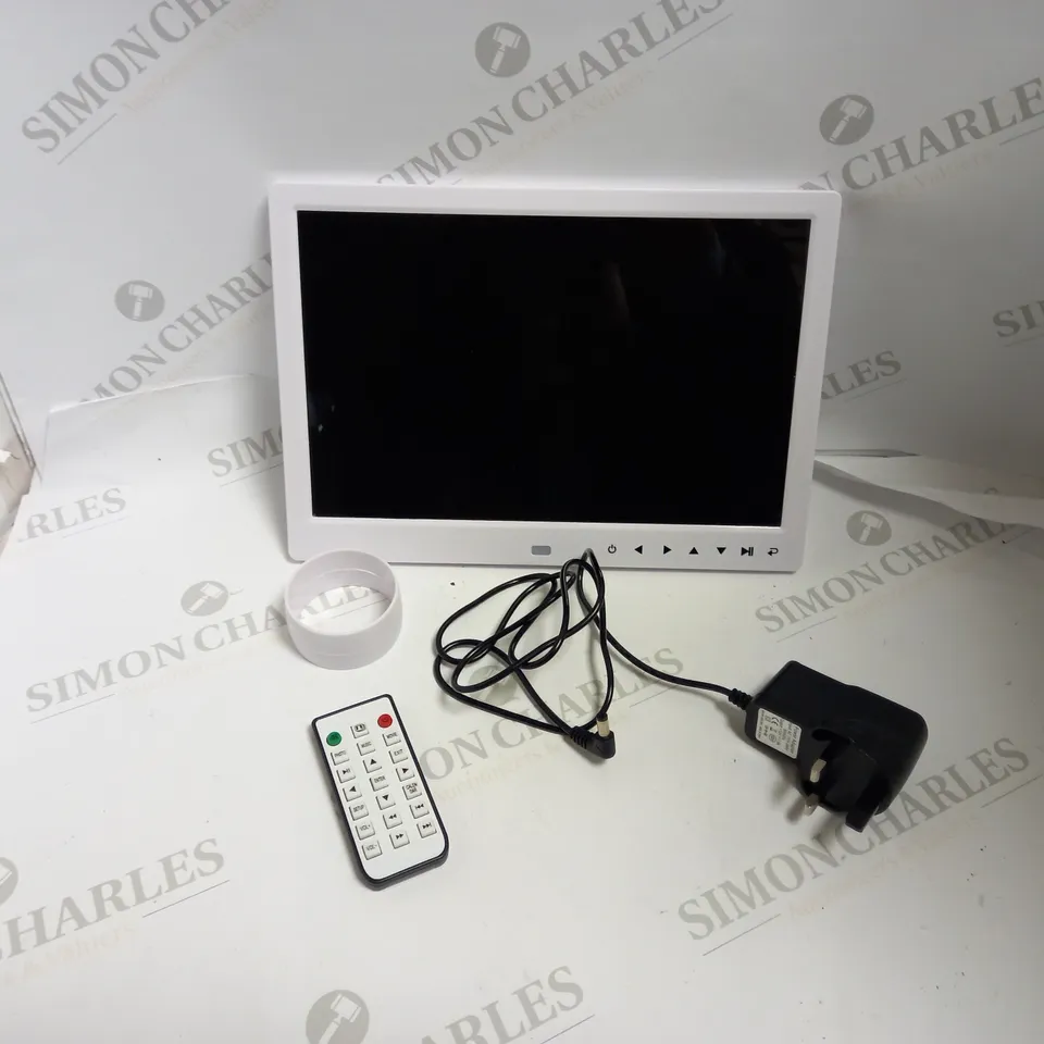 HANDHELD VACUM