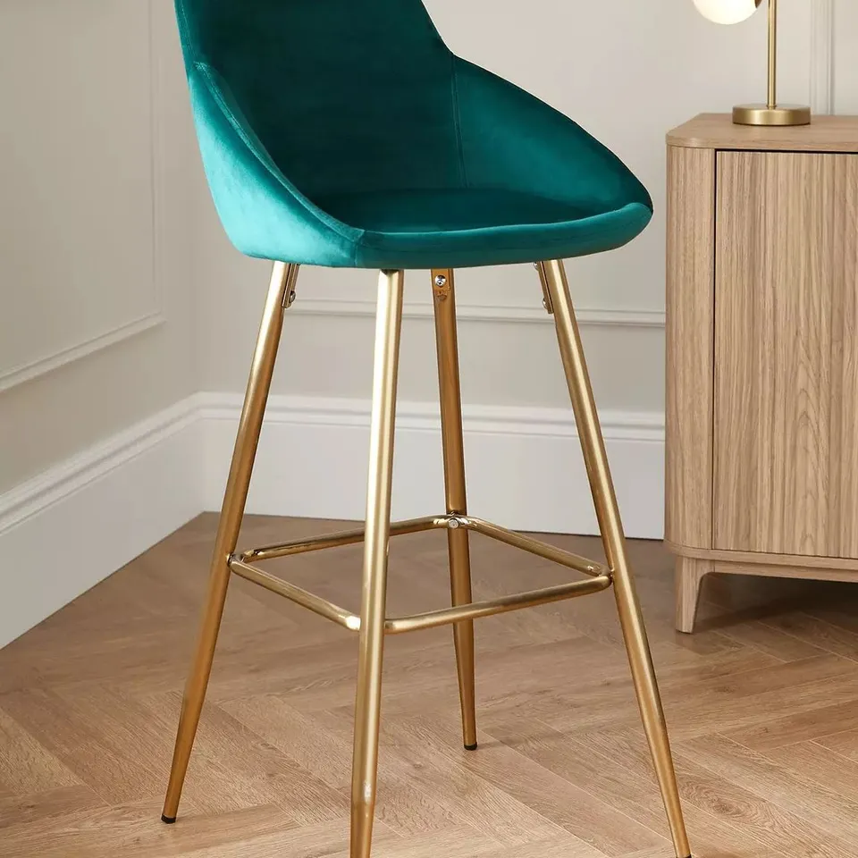 BOXED DAHLIA BAR STOOL - GREEN - COLLECTION ONLY